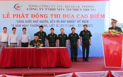 Company 319 Central / TCT 319 BQP: Organizing the launching ceremony of the peak  Company 319 Central / TCT 319 BQP: Organizing the launching ceremony of the peak