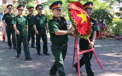 Company 319 Central / TCT 319 BQP: activities to mark the 70th anniversary of war invalids, martyrs Company 319 Central / TCT 319 BQP: activities to mark the 70th anniversary of war invalids, martyrs